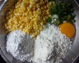 Foto langkah ke 2 dari resep bakwan jagung.