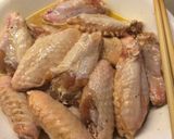 Foto langkah ke 1 dari resep sayap ayam goreng manis (madu).
