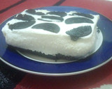 Foto langkah ke 5 dari resep Frozen Oreo Cheesecake (No Baking).