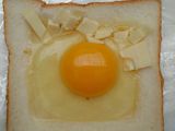roasted bread with egg n cheese