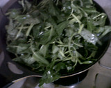 Foto langkah ke 6 dari resep TUMIS KANGKUNG SAOS TIRAM.