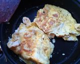 Foto langkah ke 6 dari resep Telor Mentega Mata Tahu.