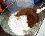 Foto langkah ke 2 dari resep Brownies Coklat Ketan Hitam.