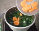 Foto langkah ke 3 dari resep Bening Daun Katuk.