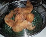 Foto langkah ke 5 dari resep Sayap ayam goreng crispy dengan saus manis pedas, a la Korea.