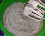 Foto langkah ke 6 dari resep Chocolate Coffee Ice Cream Cake.
