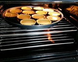 Foto langkah ke 7 dari resep Hong Kong Egg Tart.