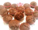 Foto langkah ke 6 dari resep Double Chocolate Banana Muffins.