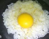Foto langkah ke 2 dari resep Sticky Egg Rice.