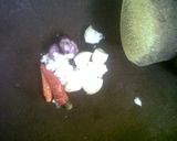 Foto langkah ke 3 dari resep Trancam Sayur als vegetable salad with coconut shredder.