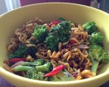 Foto langkah ke 4 dari resep Mie Goreng Juara.