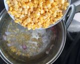 Foto langkah ke 7 dari resep Sop Bayam Jagung Bawang .