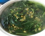Foto langkah ke 10 dari resep Sop Bayam Jagung Bawang .