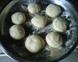 Foto langkah ke 4 dari resep Donat mini DCC.