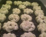 Foto langkah ke 4 dari resep Roti Manis.