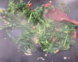 Foto langkah ke 2 dari resep Tumis Kangkung Tauco .