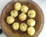 Foto langkah ke 4 dari resep Perkedel Kentang isi Keju.