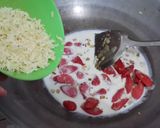 Foto langkah ke 4 dari resep Spaghetti with Creamy Tomato Sausage.
