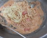 Foto langkah ke 7 dari resep Spaghetti with Creamy Tomato Sausage.