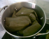 Foto langkah ke 7 dari resep Pepes Ayam Daun Singkong.