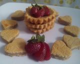 Foto langkah ke 13 dari resep Mini Love Strawberry Cake.