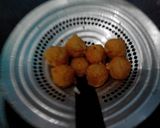 Foto langkah ke 1 dari resep bola udang telur asin simpel.