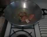 Foto langkah ke 3 dari resep Tumis Ikan Salmon.