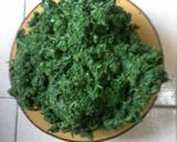 Foto langkah ke 1 dari resep Daun Singkong Tumbuk "kering".