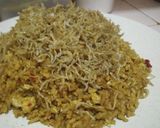 Foto langkah ke 7 dari resep Nasi Goreng Pedas Teri Medan.