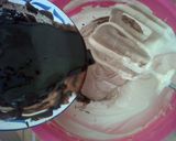 Foto langkah ke 4 dari resep Blackforest (Kue Ulang Tahun Mudah dan Simple).