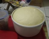 Foto langkah ke 3 dari resep Roti Manis.