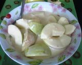 Foto langkah ke 2 dari resep 10 Minutes Fried Apple.