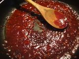 yangnyeom tongdak (ayam goreng saus pedas manis)