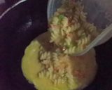 Foto langkah ke 4 dari resep Omelet Mas (MAkaroni Sayur).