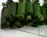 Foto langkah ke 6 dari resep Lontong Isi Wortel dan Ayam.