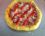 Foto langkah ke 5 dari resep Pizza hot super jumbo ala chef Anisah Luthfi,AMd.