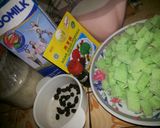 Foto langkah ke 1 dari resep Puding Roti Tawar Pandan.