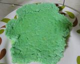 Foto langkah ke 10 dari resep Bingka Hijau Kukus.