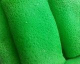 Foto langkah ke 7 dari resep Dadar Gulung Pandan Cantik.
