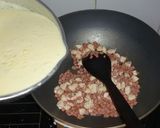 Foto langkah ke 5 dari resep Farfalle Chicken Carbonara.