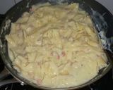 Foto langkah ke 8 dari resep Farfalle Chicken Carbonara.