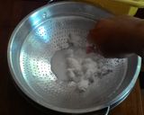 Foto langkah ke 3 dari resep Santan Kental dan Santan Encer.