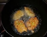 Foto langkah ke 6 dari resep Bakwan / Dadar jagungku buat orang ngiler.