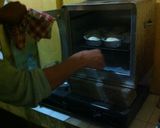 Foto langkah ke 8 dari resep Brod / Bread.