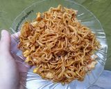 Foto langkah ke 4 dari resep Mie Goreng Telur.