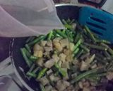 Foto langkah ke 7 dari resep Oseng Kaki (KAcang KIkil).