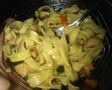 Foto langkah ke 5 dari resep Pasta Bayam Bakso.