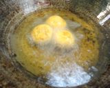 Foto langkah ke 5 dari resep Kue Bola-bola Ubi.