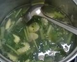 Foto langkah ke 5 dari resep Sup Sayur Sawi.