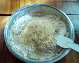 Foto langkah ke 3 dari resep Kue Sagu Keju.